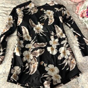 Long sleeve boy short bathing suit - ties at back